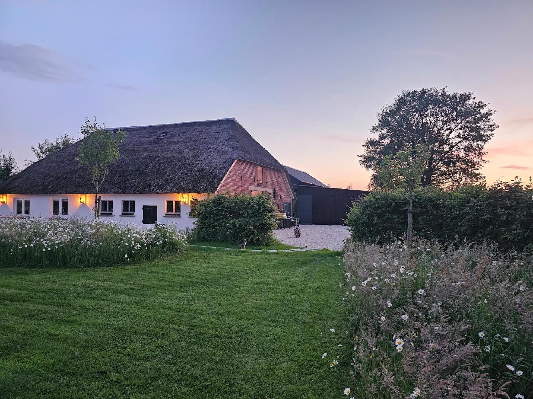 Stijlvolle Woonboerderij Holiday home